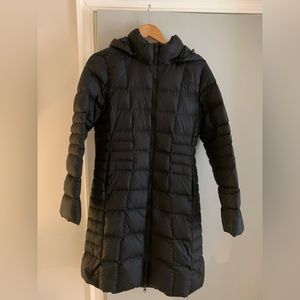 North Face long down winter jacket, Womens medium in black